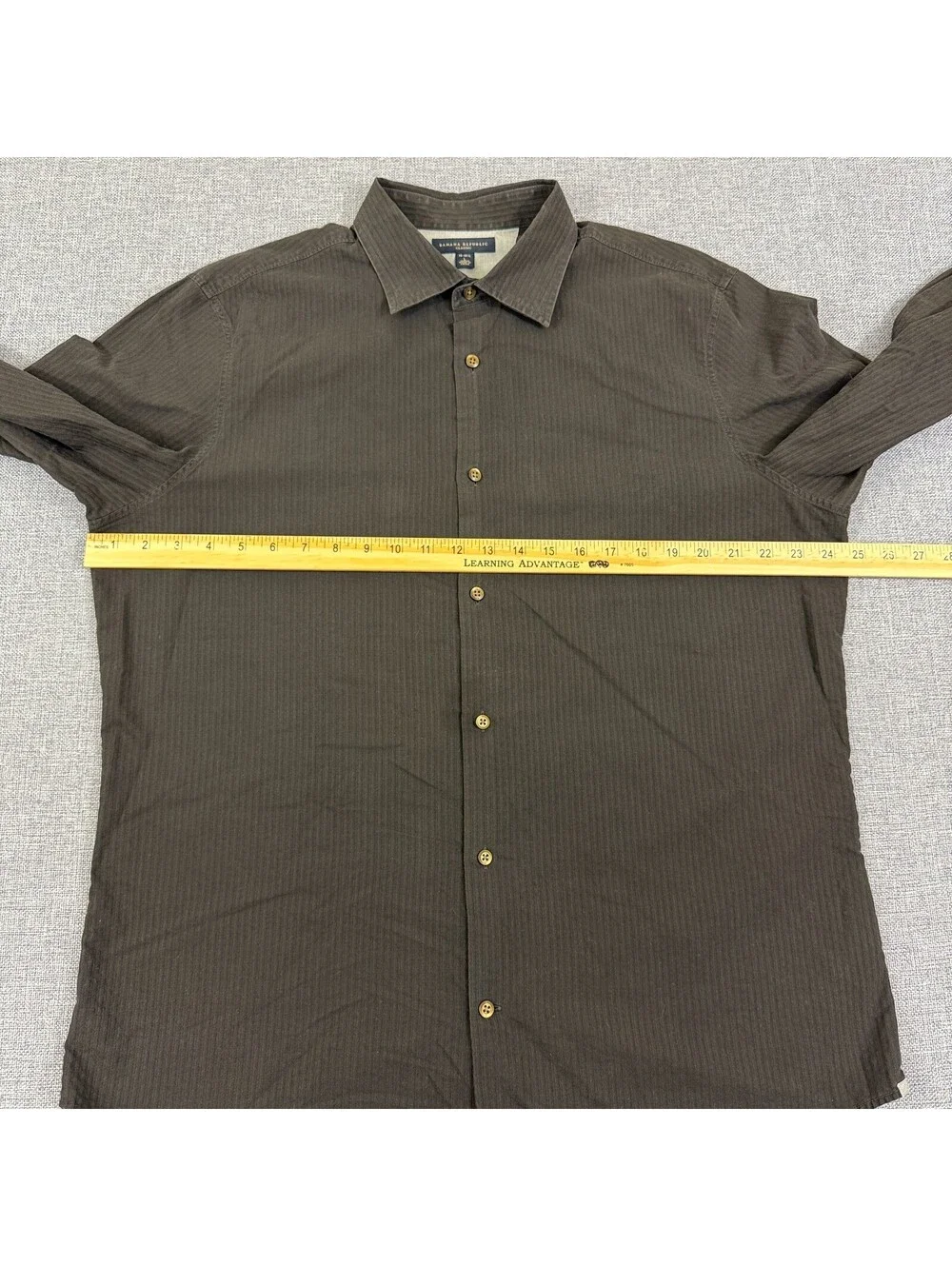 Banana Republic brand banana